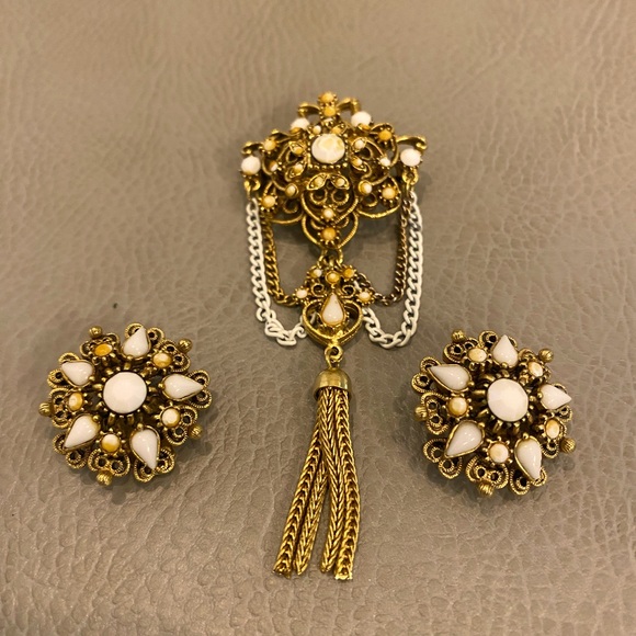 Vintage Jewelry - FLORENZA Tassel Brooch Pin Earrings Set Victorian Revival